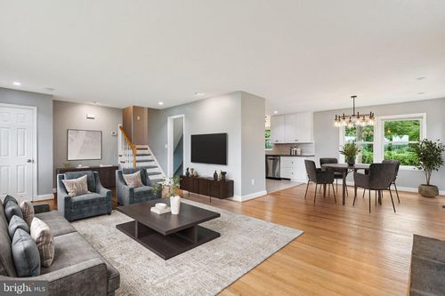 12645 Fingerboard Rd, MONROVIA, MD, 21770-8718 | Card Image