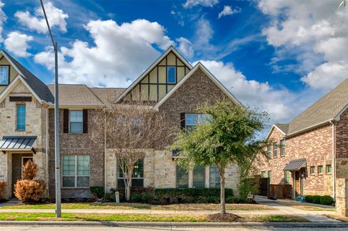 10537 Chaucer Hill Ln, Irving, TX, 75063-5442 | Card Image