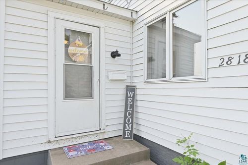 2818 E 3rd St, Superior, WI, 54880-3912 | Card Image