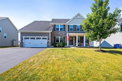 22 Stoneledge Way, Penfield, NY, 14526-9607 | Card Image