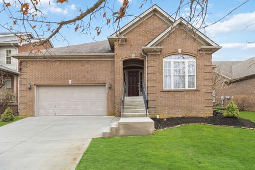 824 Livania Ln, Lexington, KY, 40509-1757 | Card Image