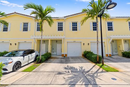 1102 Nw 40th Way, Lauderhill, FL, 33313-6650 | Card Image