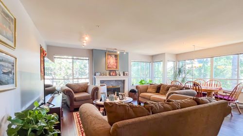 202-15375 17 Ave, Surrey, BC, V4A1T8 | Card Image