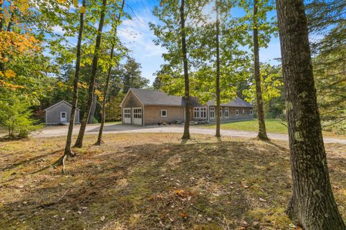25 River Rock Ln, Freeport, ME, 04032-6055 | Card Image
