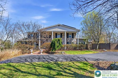 164 Chestnut Oak Dr, Tannersville, PA, 18372-7741 | Card Image