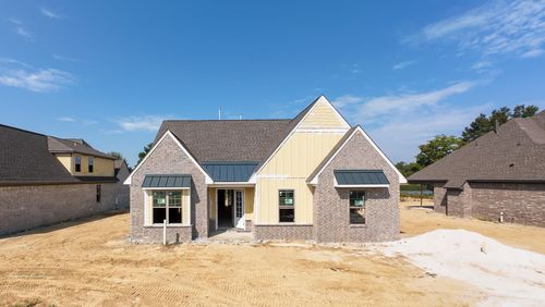 6489 Clarkson Cir W, Arlington, TN, 38002-1226 | Card Image