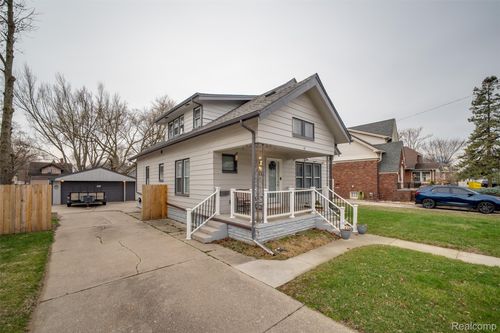 111 Scott Blvd, Mount Clemens, MI, 48043-1747 | Card Image