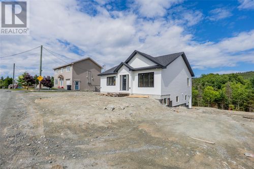 26 Whelan'S Cres, Paradise, NL, A1L3S7 | Card Image