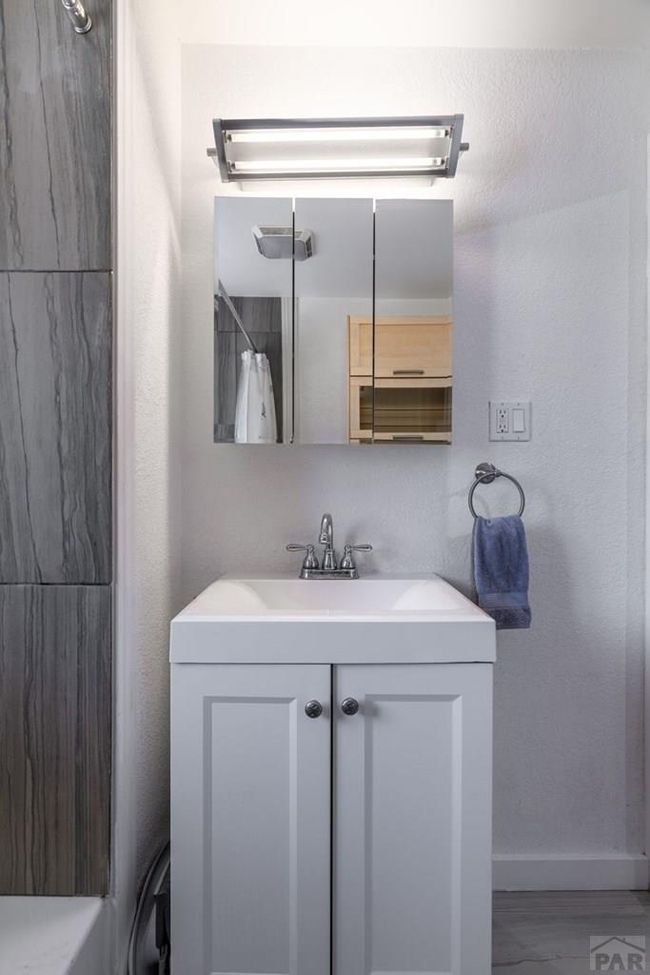 1611 Englewood Dr, House other with 3 bedrooms, 2 bathrooms and 1 parking in Pueblo CO | Image 13