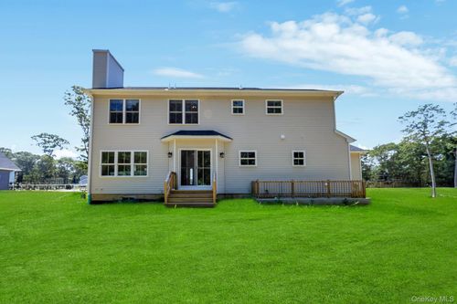 36 Fox Run Court, Brookhaven, NY, 11961 | Card Image