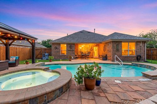 2526 Winged Dove Drive, League City, TX, 77573 | Card Image