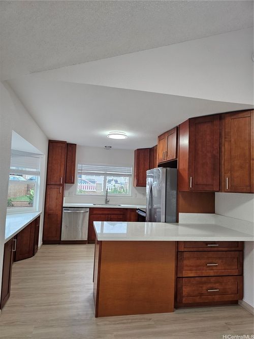 92-111 Oloa Pl, Kapolei, HI, 96707-1359 | Card Image