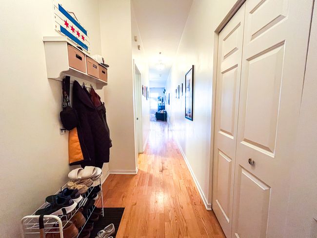UNIT-305 - 2915 N Clybourn Ave, Condo with 2 bedrooms, 2 bathrooms and 1 parking in CHICAGO IL | Image 5