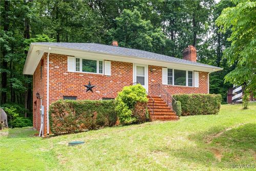 36 Ferndale Dr, LOUISA, VA, 23093-5725 | Card Image