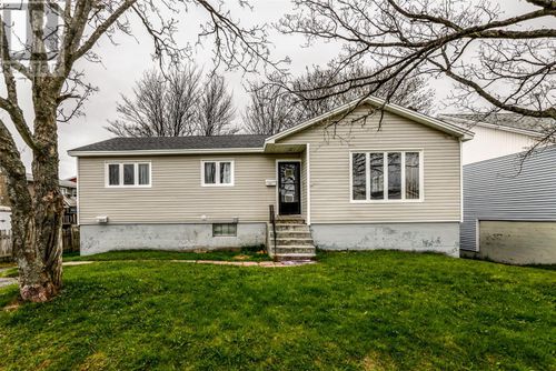 44 Baird Pl, St. John's, NL, A1B2A8 | Card Image