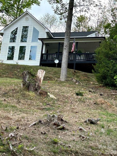 153 Fairlane Loop, Whittier, NC, 28789-0479 | Card Image
