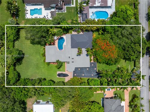 8735 Sw 122nd St, Miami, FL, 33176-5207 | Card Image