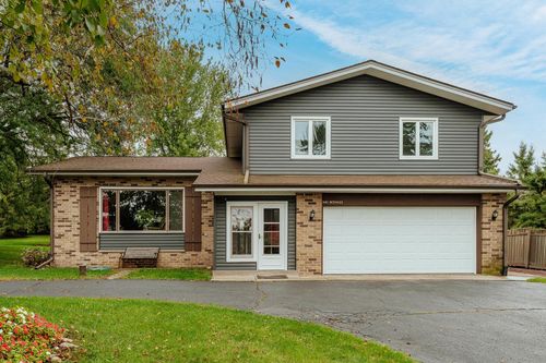 N41W33425 Nashotah Road, Nashotah, WI, 53058 | Card Image