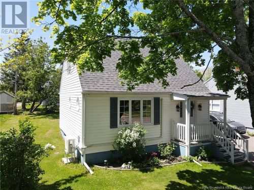 140 Cassidy St, Moncton, NB, E1C6T4 | Card Image