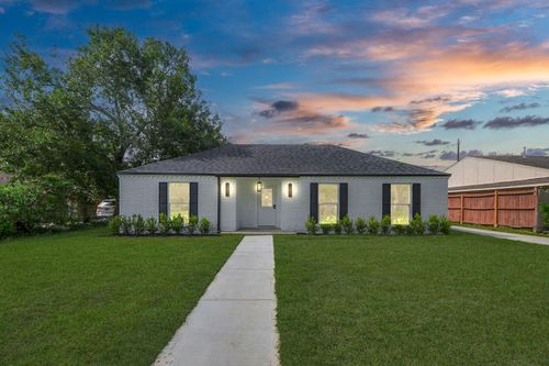 6249 Locke Ln, Houston, TX, 77057-4409 | Card Image