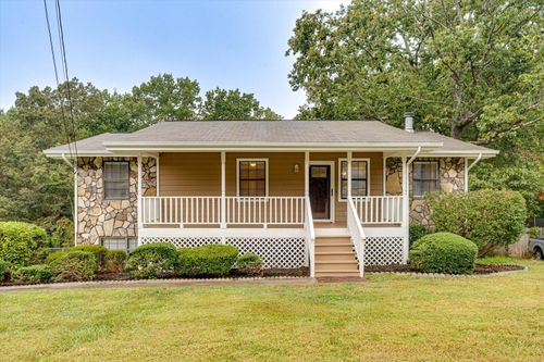 4925 Hunter Village Dr, Ooltewah, TN, 37363-9056 | Card Image