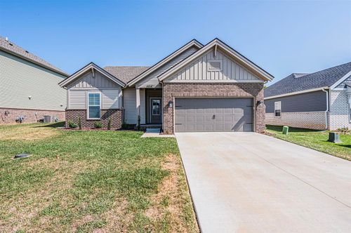 10041 Creamery Ln, Bowling Green, KY, 42101-6370 | Card Image