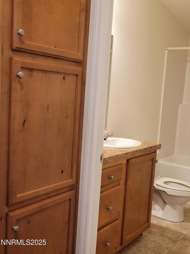 3340 Moon Ln, House other with 2 bedrooms, 1 bathrooms and 2 parking in Winnemucca NV | Image 6