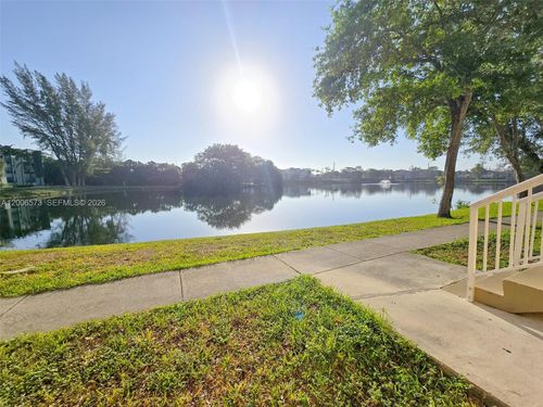 912-3690 N 56th Ave, Hollywood, FL, 33021-2279 | Card Image
