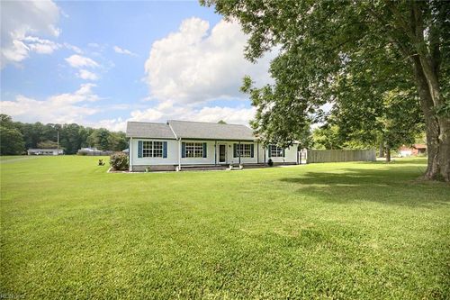 6596 Belroi Rd, Gloucester, VA, 23061-3835 | Card Image