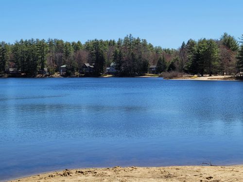 32 Deerpoint Dr, Hillsborough, NH, 03244-4414 | Card Image