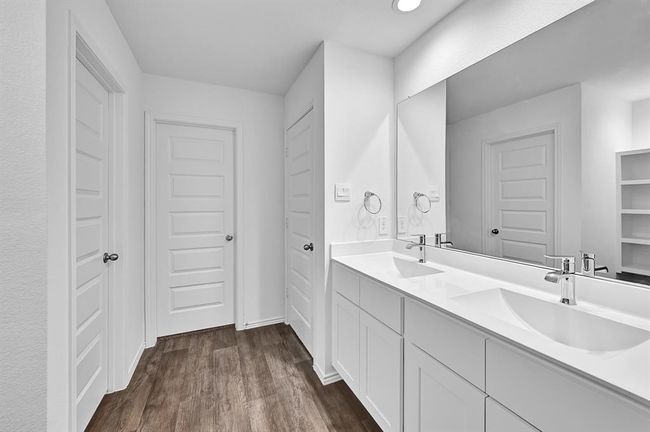 *Images and 3D tour is for illustration only and options may vary from home as built. | Image 24