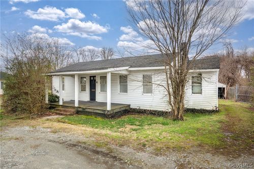 217 E Williamsburg Rd, Sandston, VA, 23150-1636 | Card Image