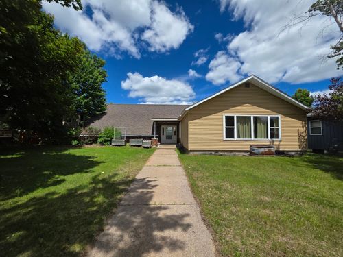 511 E Somo Ave, Tomahawk, WI, 54487-1539 | Card Image