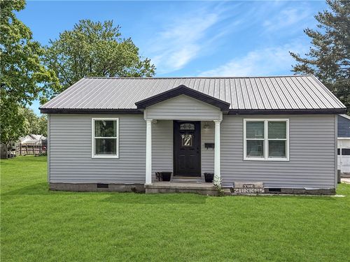 112 Nw 4th St, Casey, IL, 62420-1115 | Card Image
