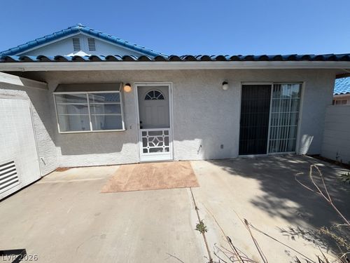 d-2136 Chertsey Dr, Las Vegas, NV, 89108-3445 | Card Image