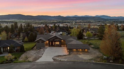238 N Legacy Ridge Dr, Liberty Lake, WA, 99019-7631 | Card Image