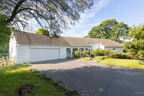 20 Cross Rd, Syracuse, NY, 13224-2104 | Card Image
