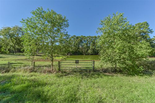 140 Little Road Loop, New Waverly, TX, 77358-4449 | Card Image