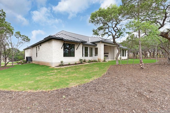 8166 Blue Oak, House other with 4 bedrooms, 5 bathrooms and null parking in Garden Ridge TX | Image 69