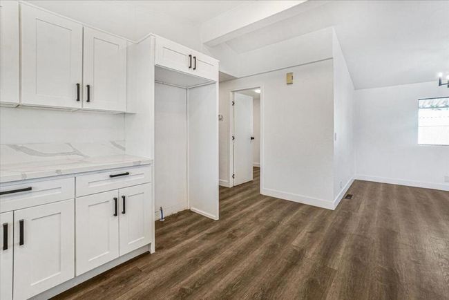 Kitchen | Image 24