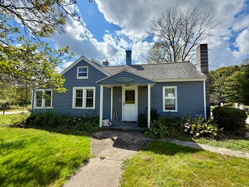 328 County Rd, Woodstock, CT, 06281-2109 | Card Image