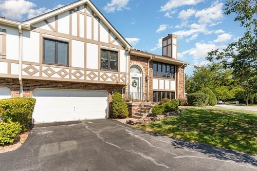 9280 Windsor Pkwy, Tinley Park, IL, 60487-7364 | Card Image