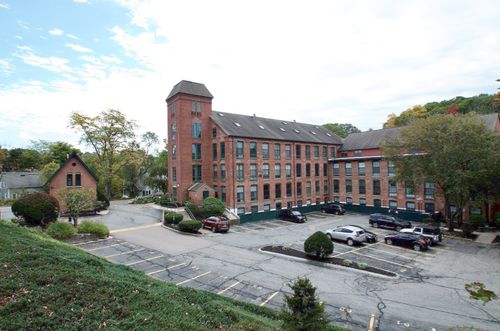 17-14 Sanford St, Medway, MA, 02053-1044 | Card Image