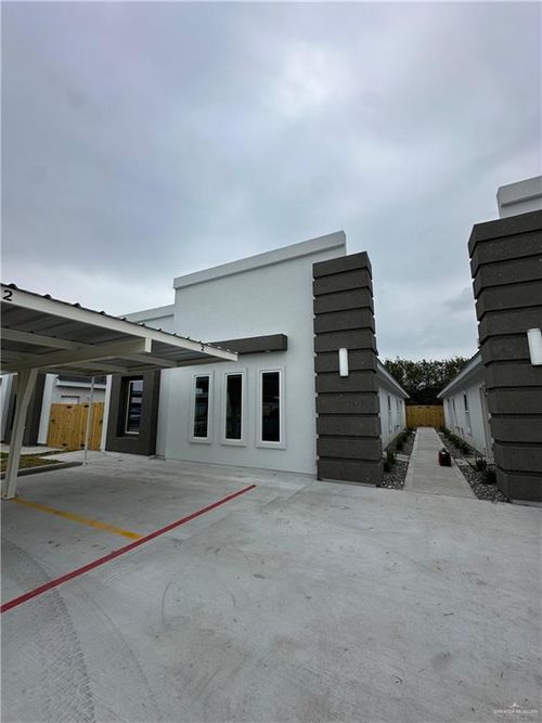 1317 Valle Vista Street, Alamo, TX, 78516 | Card Image