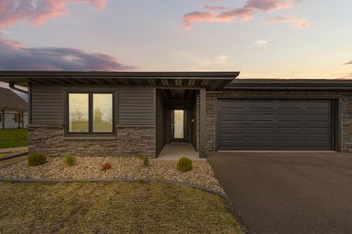 305 Sunset Ave, Mountain Lake, MN, 56159-2338 | Card Image