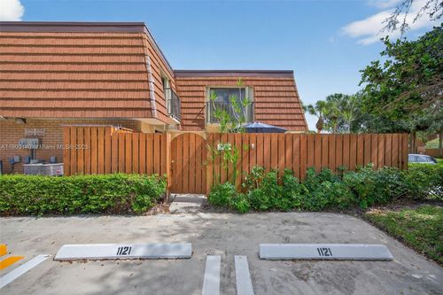 2701-2701 27th Ct, Jupiter, FL, 33477-9357 | Card Image