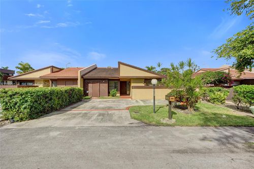 1051 Ne 204th Ln, Miami, FL, 33179-2533 | Card Image