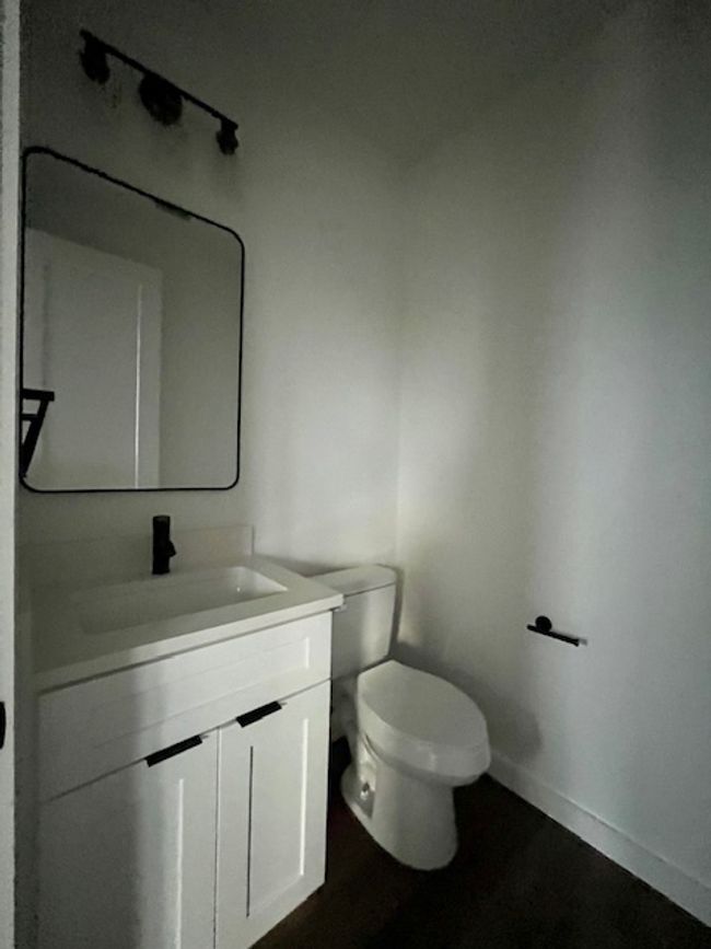 Half bath | Image 11