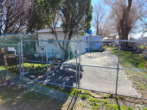 140 E Orchard St, Hagerman, ID, 83332-5049 | Card Image