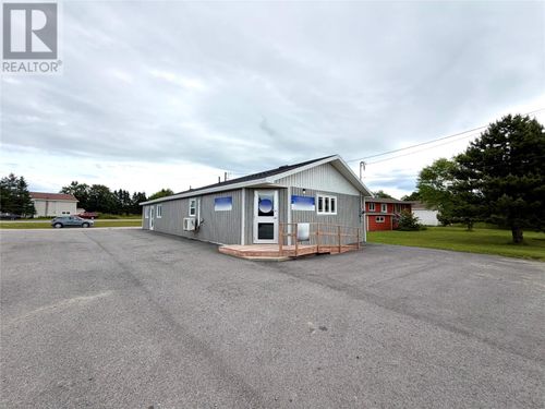 43 West St, Stephenville, NL, A2N1C8 | Card Image